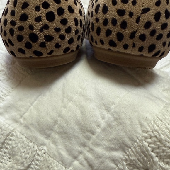 Isaac Mizrahi Animal Print Mary Janes Flats size 9.5 - Picture 5 of 11